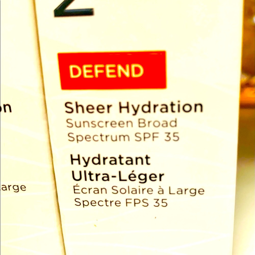 NEOSTRATA-Defend Sheer Hydration Sunscreen